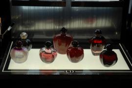 Dior Poison (c) Globus/Bern/Berne Schweiz/Switzerland) Dior Poison (c) Globus/Bern/Berne Schweiz/Switzerland)