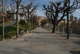 Europapromenade vor Bundeshaus/Bern/Berne Schweiz/Switzerland) Europapromenade vor Bundeshaus/Bern/Berne Schweiz/Switzerland)
