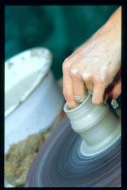 Oesterreich-Reise Juli 1991/Freilichtmuseum oesterreichischer Hoefe Stuebing/Open Air Museum of Austrian Farmyards/Granges/beim Toepfern/pottery work Oesterreich-Reise Juli 1991/Freilichtmuseum oesterreichischer Hoefe Stuebing/Open Air Museum of Austrian Farmyards/Granges/beim Toepfern/pottery work