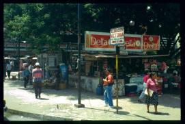 El Salvador 1995/ventas frente al teatro nacional 3 El Salvador 1995/ventas frente al teatro nacional 3