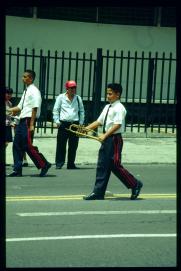 El Salvador 1995/procesión/trompetistas El Salvador 1995/procesión/trompetistas