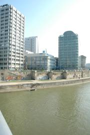 A view from the Bridge (Salztorbruecke Wien 1/Wien 2) A view from the Bridge (Salztorbruecke Wien 1/Wien 2)